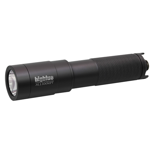 1300 LUMEN NARROW BEAM DIVE LIGHT WITH TAIL SWITCH