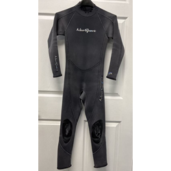 Y-kiki Divers - dive-snorkel-gear / clearance-used